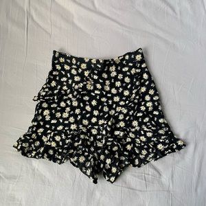 Zara floral skort